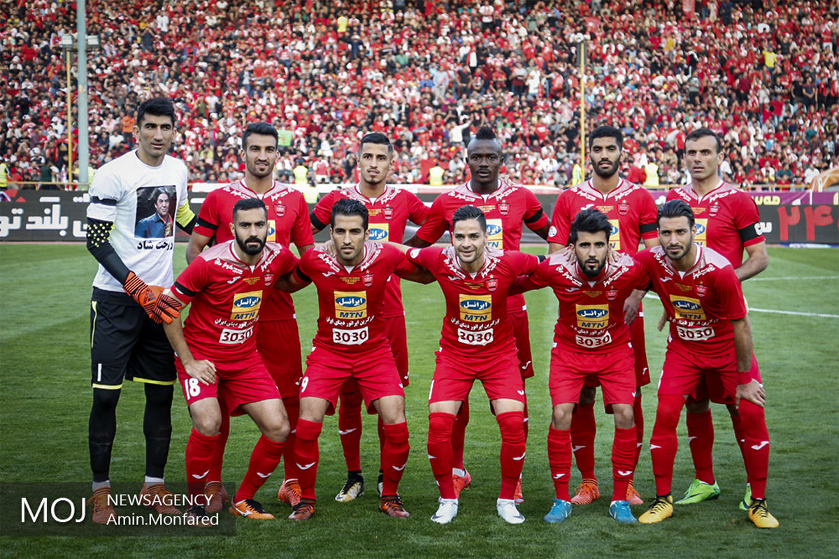 دیدار تیم های فوتبال استقلال و پرسپولیس