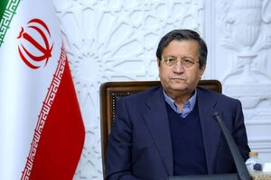 همتی با رئیس بانک مرکزی آفریقای جنوبی در حاشیه نشست بریکس دیدار کرد