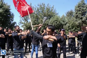 عزاداری ظهر عاشورای حسینی (ع) در محله فیروز بهرام