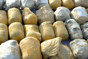 کشف حدود نیم تن مواد مخدر در زاهدان