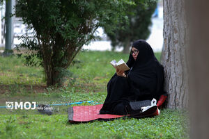 مراسم دعای روز عرفه در دانشگاه تهران 