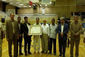 ثبت رکورد شنای باستانی در ایران توسط ورزشکار سقزی
