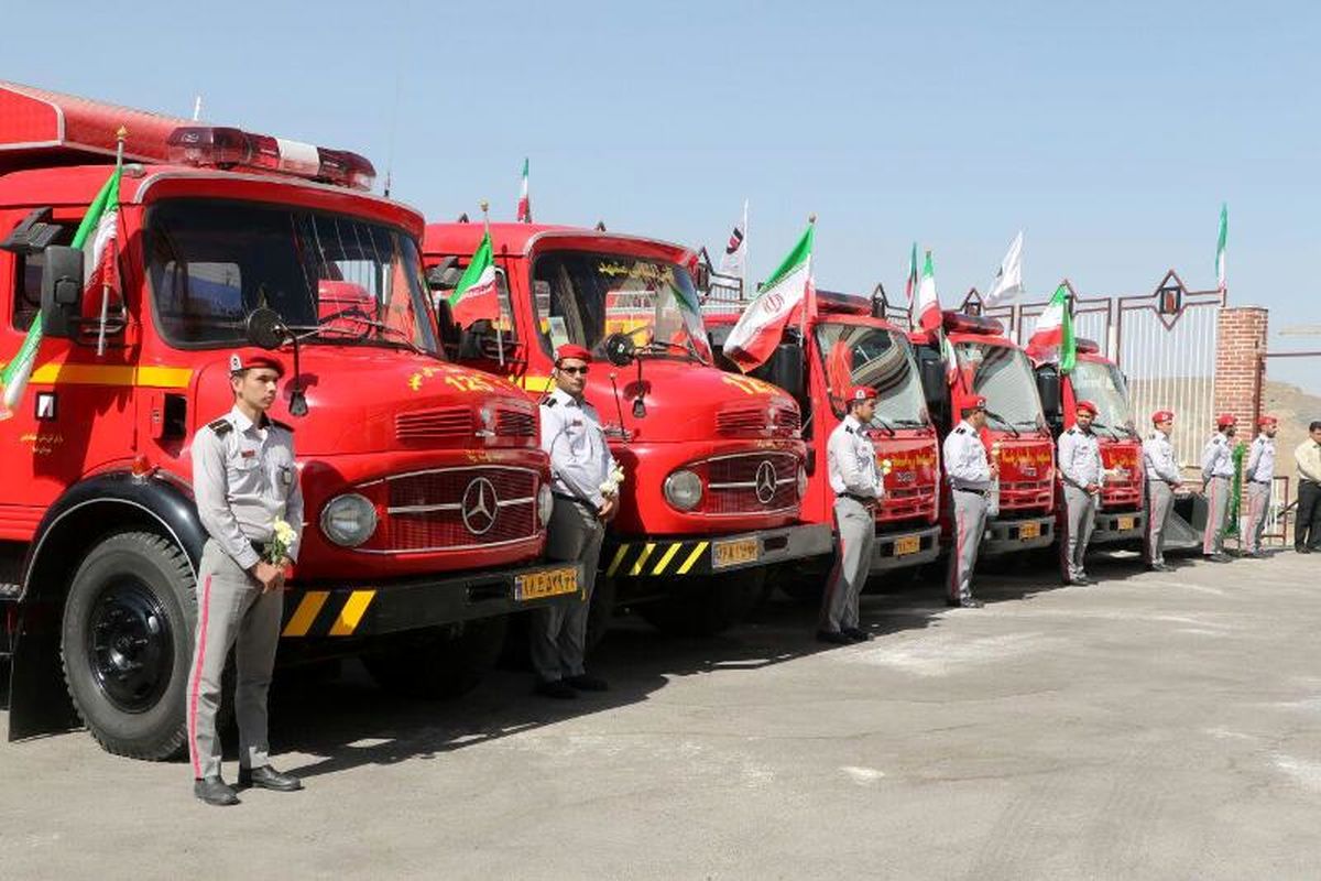 آماده باش  آتش‌نشانان مشهد