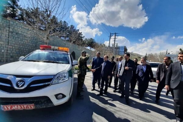  نوری قزلجه از مانور گشت‌های یگان امور اراضی استان تهران بازدید کرد