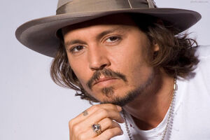 جانی دپ خودکشی کرد! / ماجرای خودکشی بازیگر مشهور