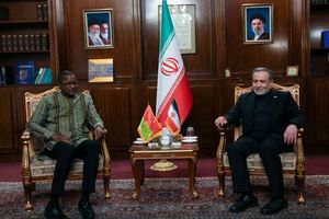 عراقچی با وزیران خارجه کنگو و بورکینافاسو دیدار کرد