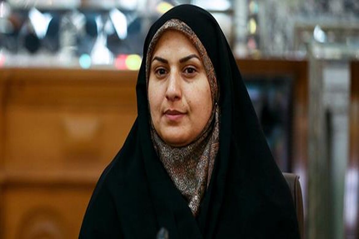 سمیه محمودی