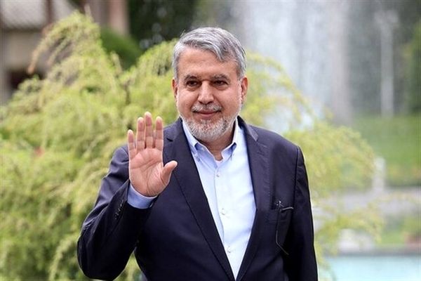 دیدار وزیر میراث‌فرهنگی با آیت‌الله مکارم شیرازی