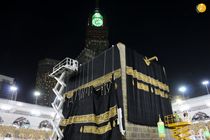 پرده کعبه طبق سنت هر ساله تعویض شد