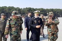 بازدید دریادار سیاری از مرکز آموزش ۰۱ شهدای وظیفه