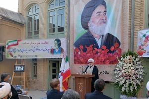 خانواده‌های معظم شهدا و ایثارگران باخدای متعال معامله کردند /تقدیر الهی بر همراهی امام (ر ه) توسط شهید مدنی بود