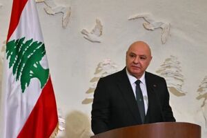 رئیس‌جمهور لبنان برای خروج اسرائیل از لبنان درخواست کرد