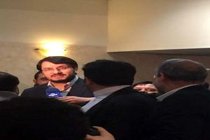 مهرداد بذرپاش ثبت نام نکرد