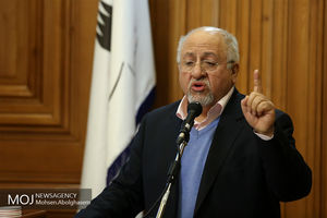انتقاد عضو شورای شهر از تطهیر شهرفروشی در شهرداری تهران