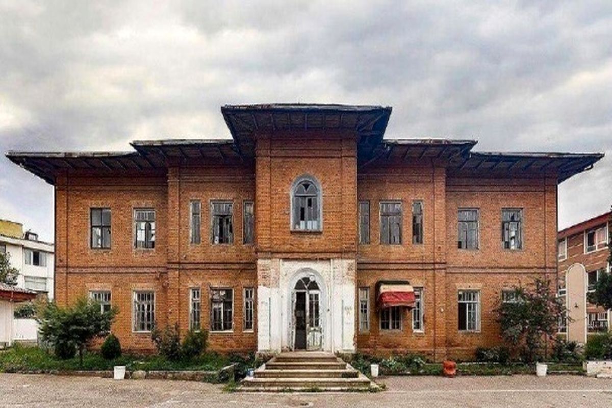 مدرسه فروغ ، قدیمی‌ترین مدرسه دخترانه رشت