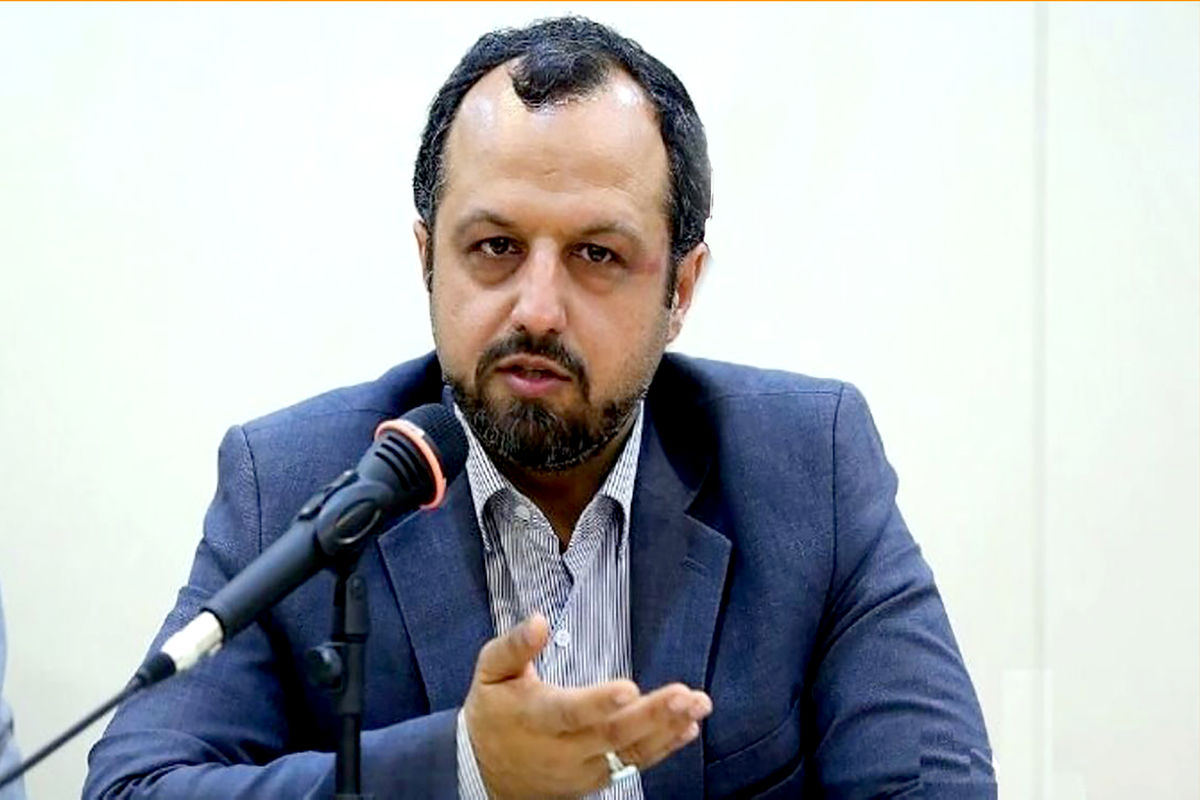 وزیر اقتصاد و امور دارایی