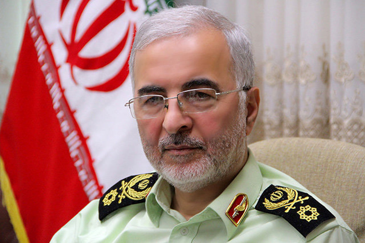 اسکندر مومنی