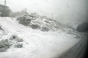 ۲۷۰ سرنشین گرفتار در کولاک محور تاراز توسط هلال‌احمر خوزستان نجات یافتند