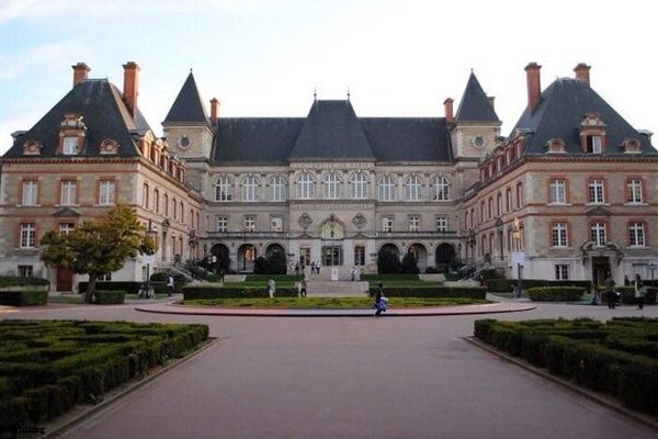 سیته پاریس همچنان ویترین آثار هنرمندان ایرانی است