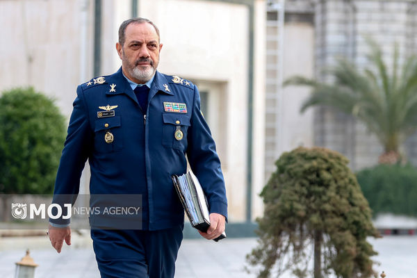 وزیر دفاع از وقوع اتفاقات خوب در توسعه روابط دفاعی با پاکستان خبر داد