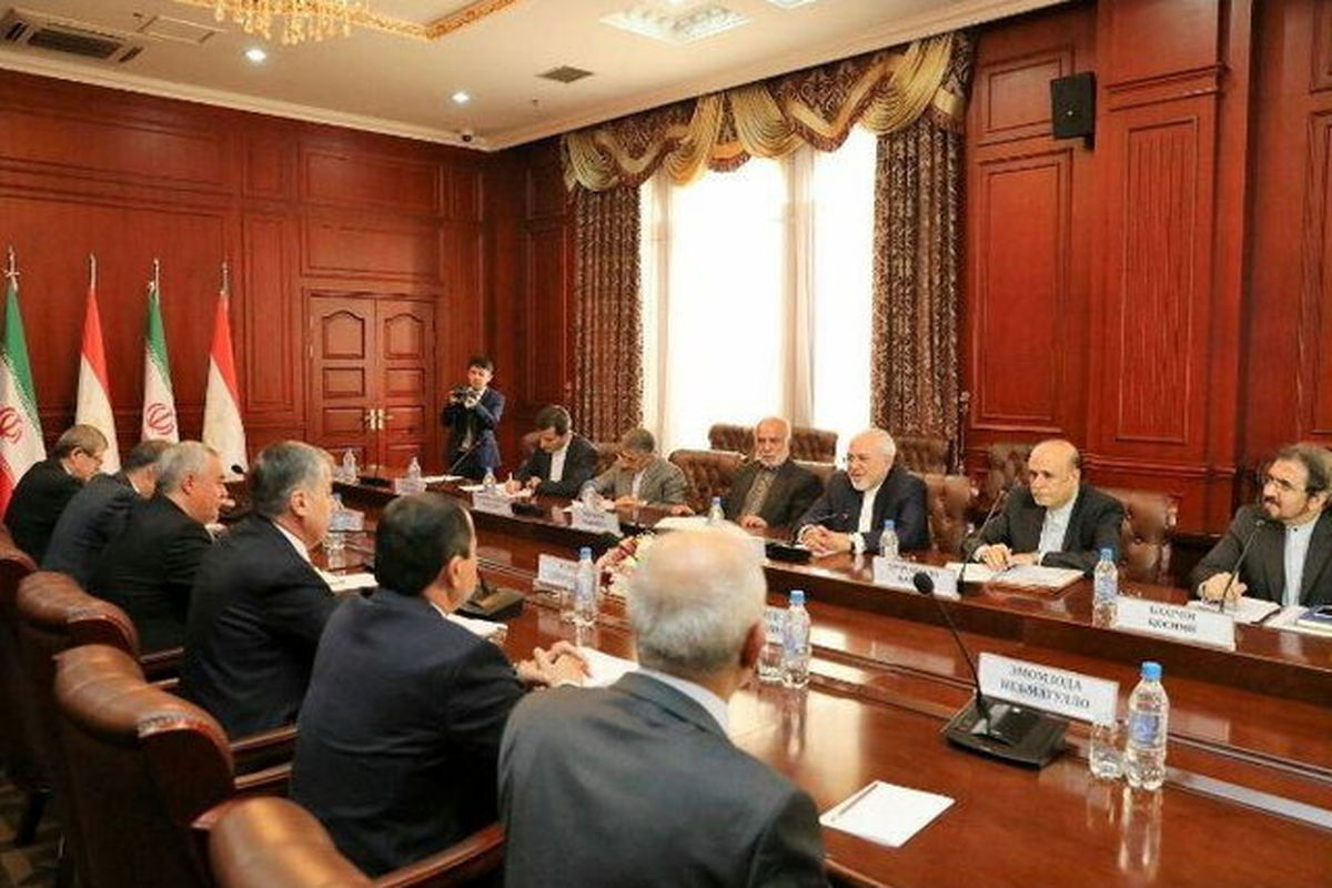 دیدار ظریف با همتای تاجیک