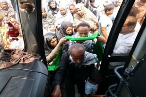 اعزام 44 زائر اولی به مشهد مقدس