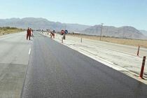 لکه گیری 4 هزار مترمربع از محورهای مواصلاتی اردبیل 