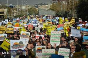نماز جمعه و راهپیمایی نمازگزاران تهرانی