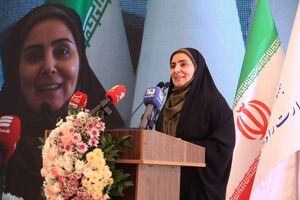 تخلیه و بارگیری در بنادر کشور بدون وقفه ادامه دارد