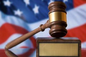 شهروند ایرانی آمریکایی به اتهام نقض تحریم‌ های ایران دستگیر شد