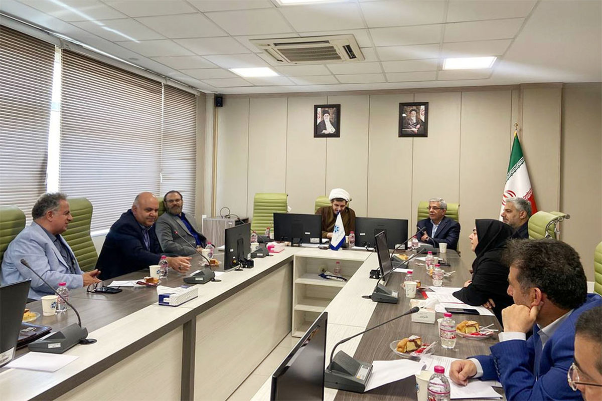 نشست اصل 44 قانون اساسی