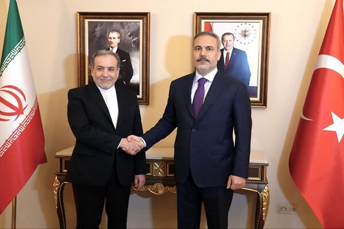 عباس عراقچی و هاکان فیدان