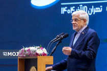 با استفاده از تجارب موفق کشورهای جهان می‌توانیم با فساد مبارزه کنیم