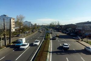 حدود ۲۱۰۰۰ متر خط کشی محوری سرد از سوی شهرداری رشت