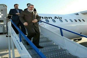 وزیر کشور وارد آبادان شد