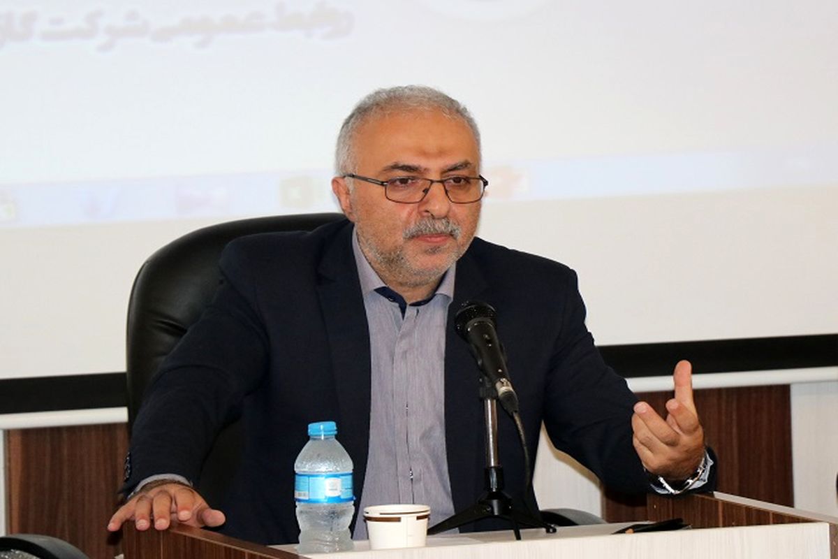 حسین اکبر