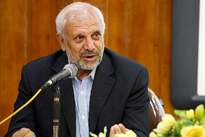 وزارت ورزش با آوردن مربی خارجی برای سه گانه موافقت کرده است