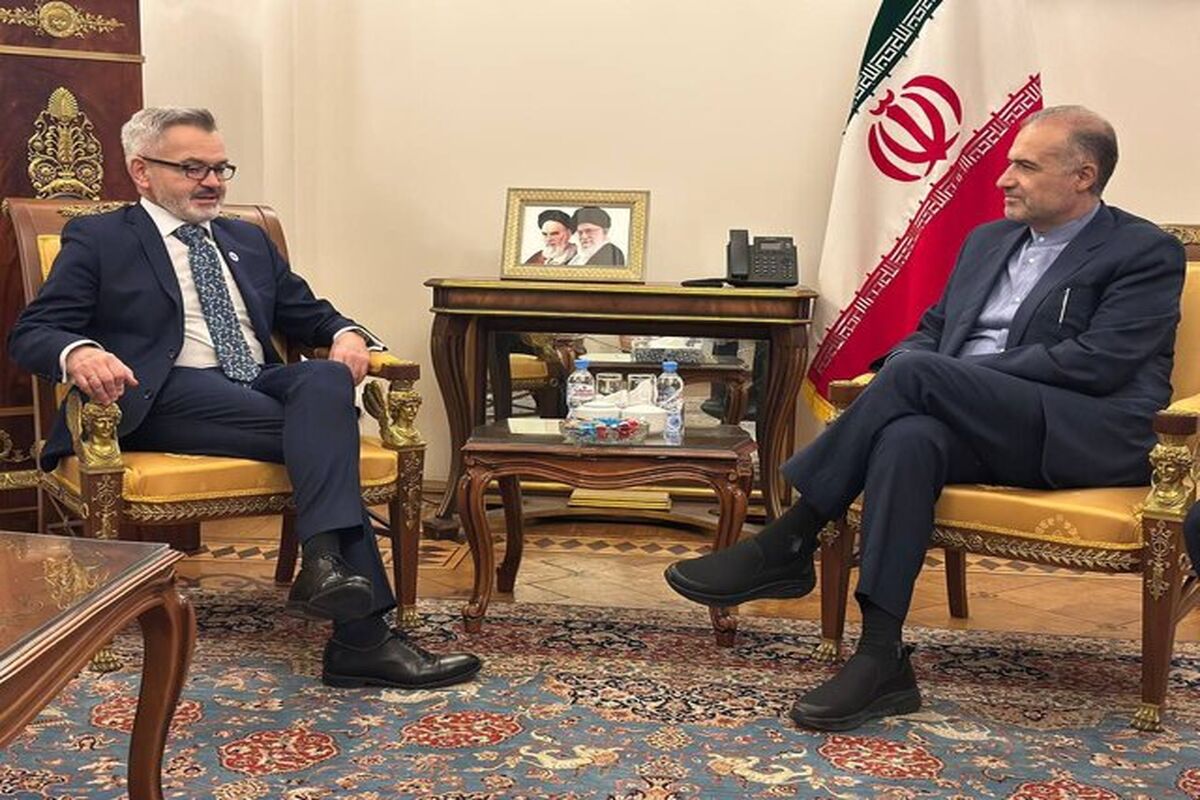 ایران و لهستان