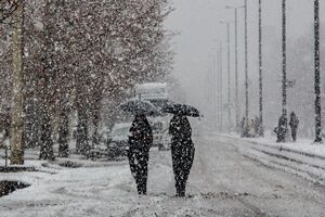 بارش برف و باران در برخی از محور‌های مواصلاتی کشور