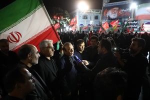 ۹۰هزار تن کالای اساسی طی ۴ ماه گذشته در استان اردبیل تأمین و توزیع شد/ استمرار خدمت‌رسانی در حوزه اقتصادی