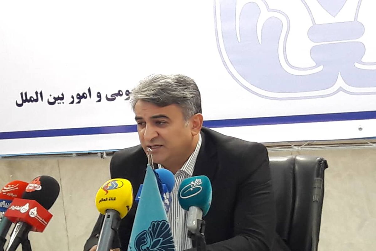 بهمن حسین زاده