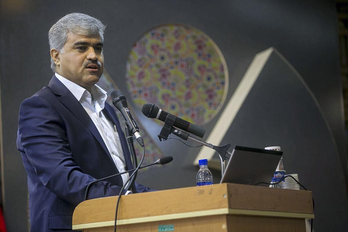 رئیس دانشگاه علوم پزشکی کرمانشاه در همایش روز پژوهش