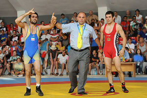 قهرمان کشتی جهان کارگری می‌کند/حسین نوری دلخور از مسوولین، نا امید از قهرمانی