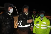 استفاده از ظرفیت صد درصدی انتظامی غرب و جنوب اصفهان برای امداد رسانی در مناطق برفی