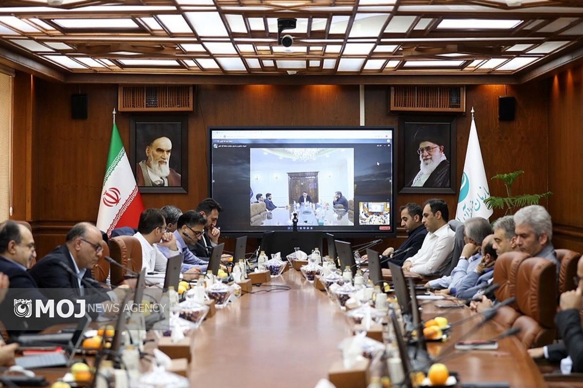 سو هشتمین جلسه شورای معاونین منطقه آزاد کیش