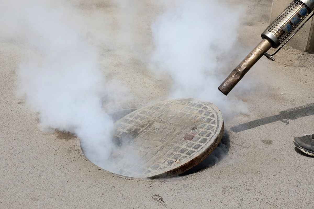 سم پاشی فاضلاب (2)