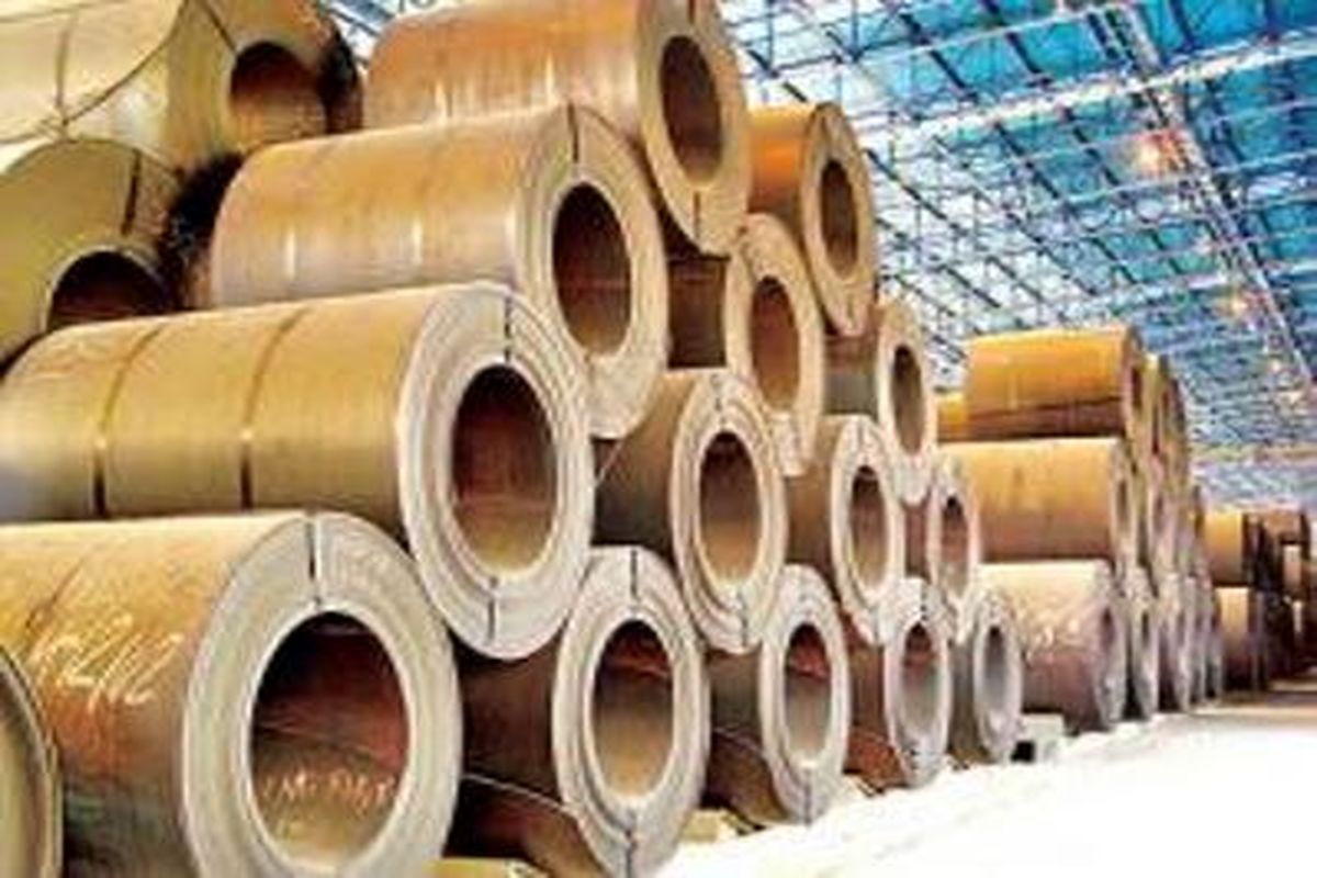 اصفهان- تولید ورق در فولاد مبارکه
