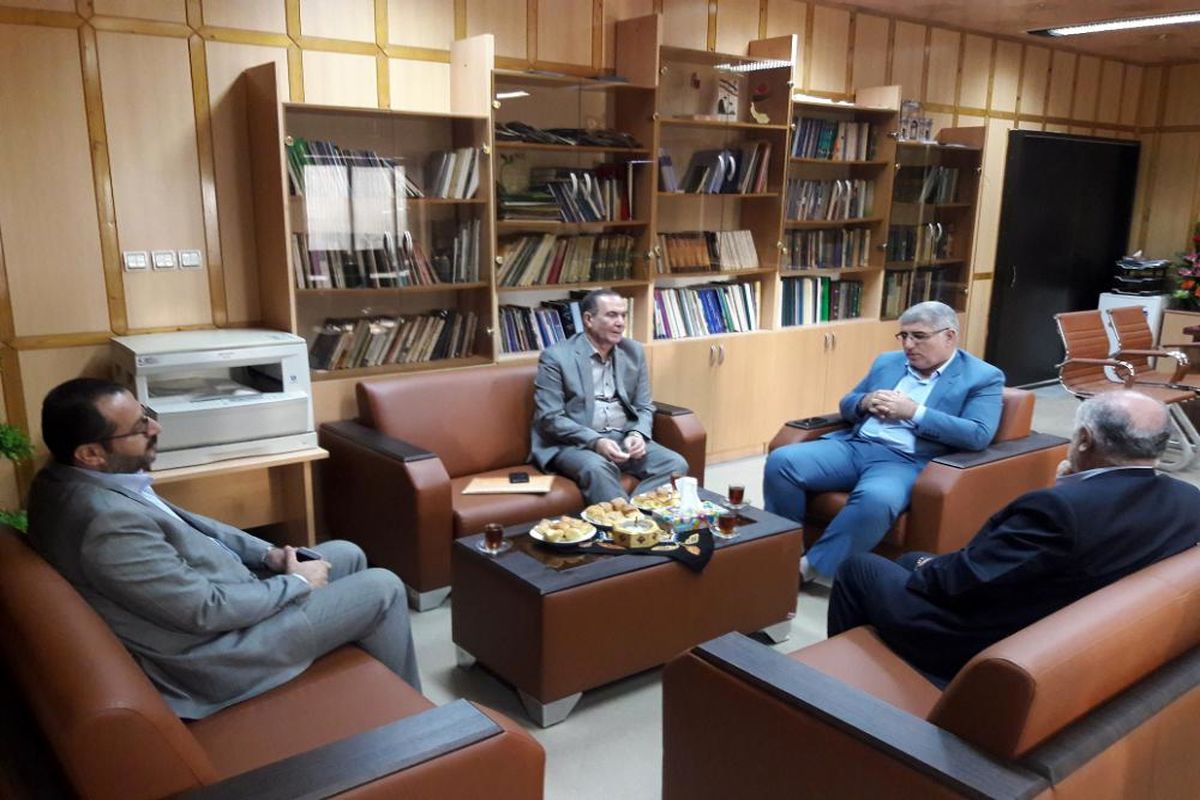 دیدار فرماندار فومن با مدیر انجمن حمایت از بیماران کلیوی