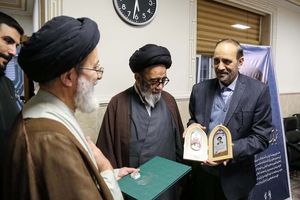 آیت الله قاضی طباطبایی از ارزش بالایی بین مردم برخوردار بود