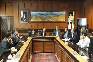 رسیدگی به مشکلات شهروندان در برنامه ملاقات مردمی با سرپرست شهرداری اراک